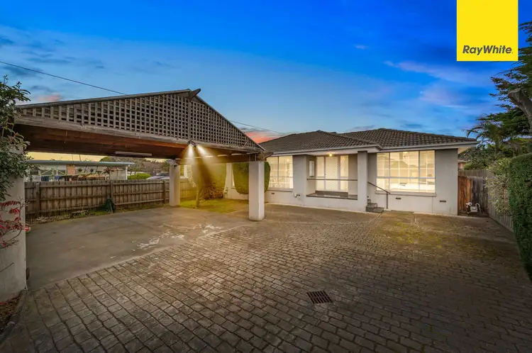 2/15 Arbor Terrace, Avondale Heights VIC 3034