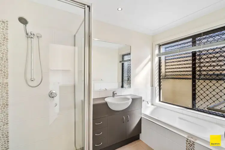 Third view of Homely house listing, 4 Serene Place, Birkdale QLD 4159