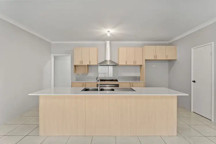 Second view of Homely house listing, 4 Mesa Link, Baldivis WA 6171