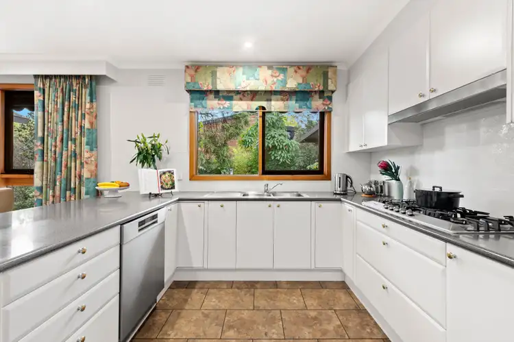 Third view of Homely house listing, 4 Levendale Court, Vermont VIC 3133