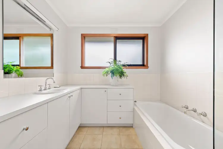 Fourth view of Homely house listing, 4 Levendale Court, Vermont VIC 3133