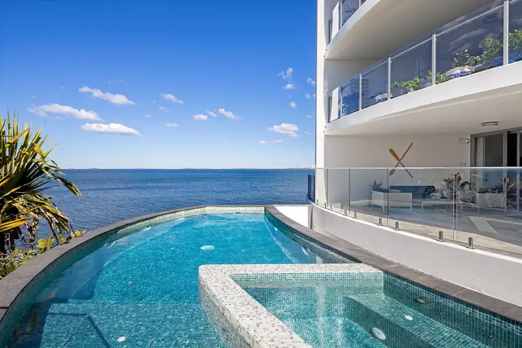 19/36 Woodcliffe Crescent, Woody Point QLD 4019