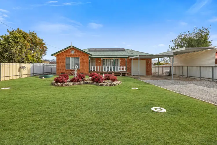 35 Railway Avenue, Duri NSW 2344