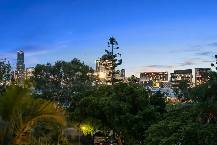 Fifth view of Homely apartment listing, 4M/182 Dornoch Terrace, Highgate Hill QLD 4101