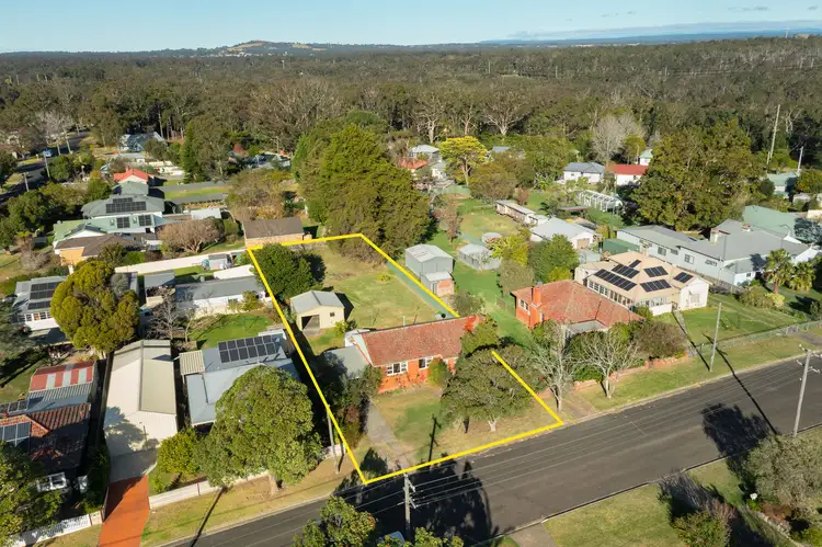 28 Douglas Street, Nowra NSW 2541