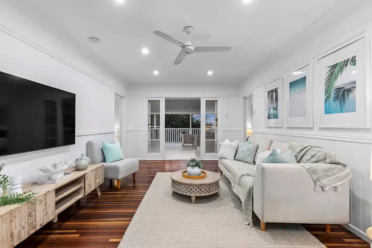 198 Scarborough Road, Scarborough QLD 4020