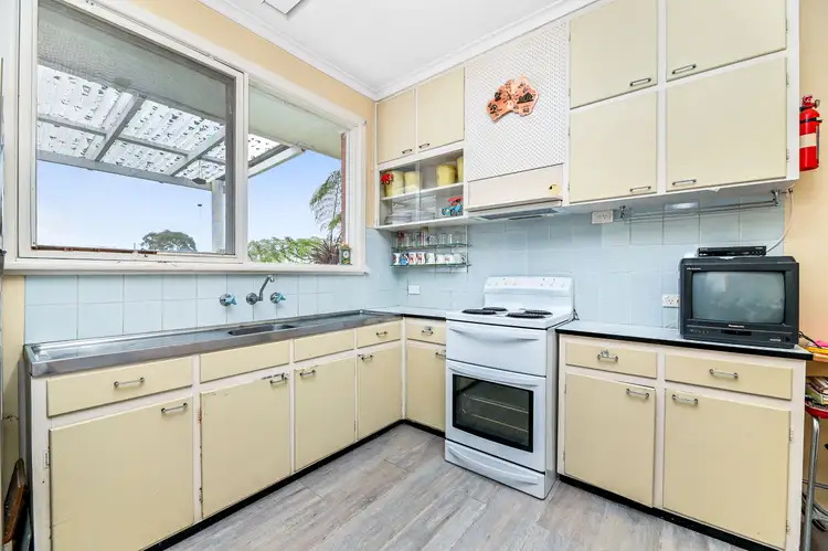 Second view of Homely house listing, 10 Joy Street, Mount Waverley VIC 3149
