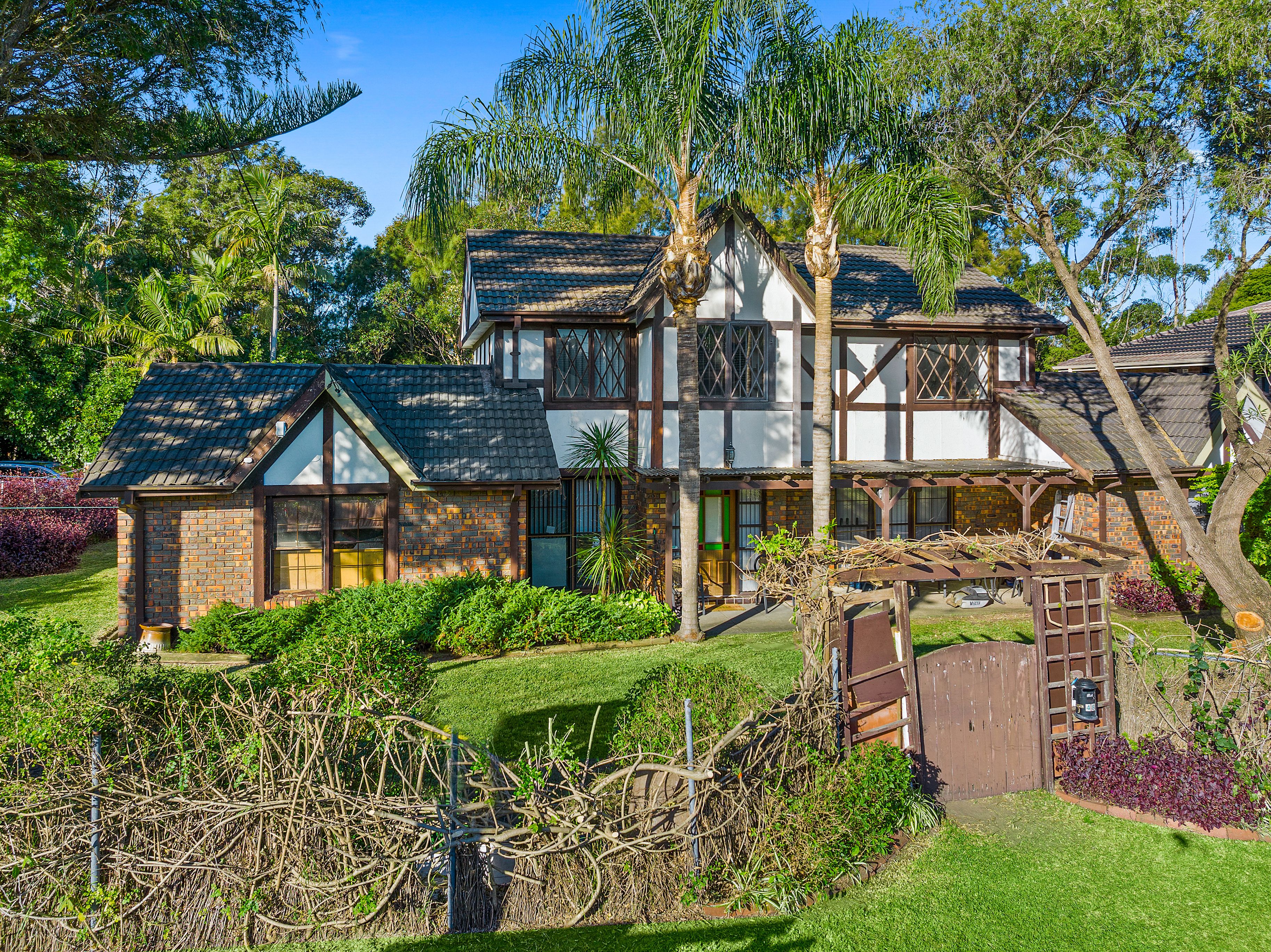 48 Leichhardt Crescent, Sylvania NSW 2224