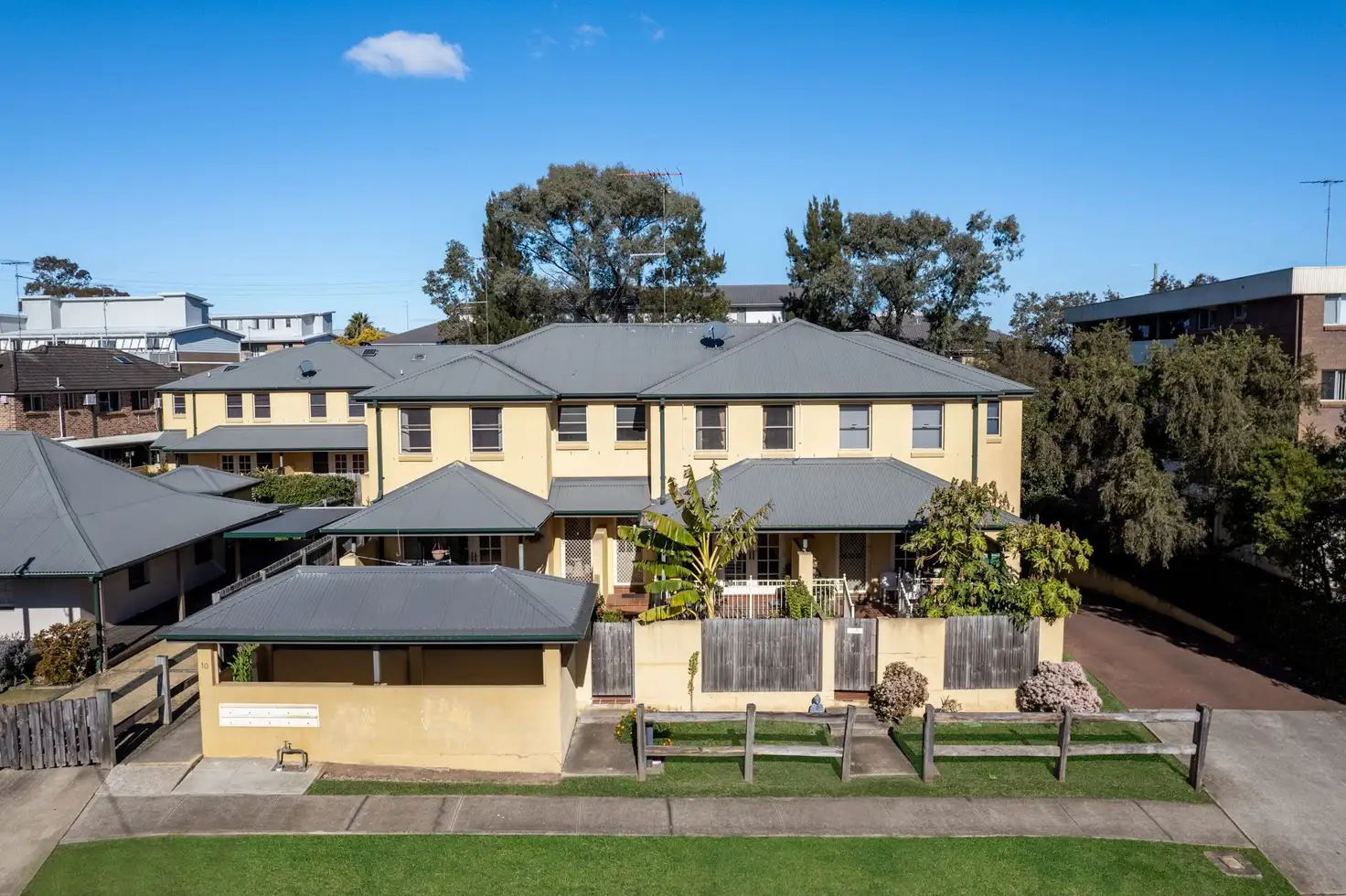 Main view of Homely townhouse listing, 2/8-10 Sainsbury Street, St Marys NSW 2760