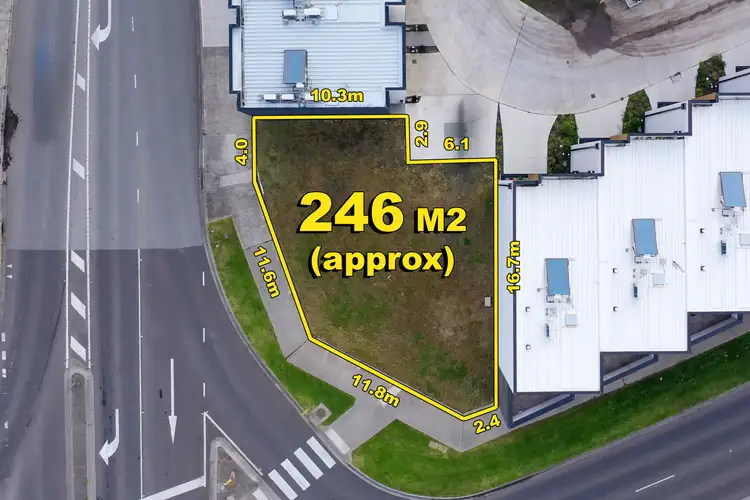 196 Henry Road, Pakenham VIC 3810