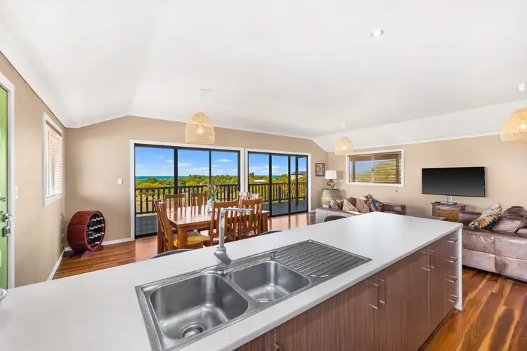 60 Cargeeg Bend, White Peak WA 6532