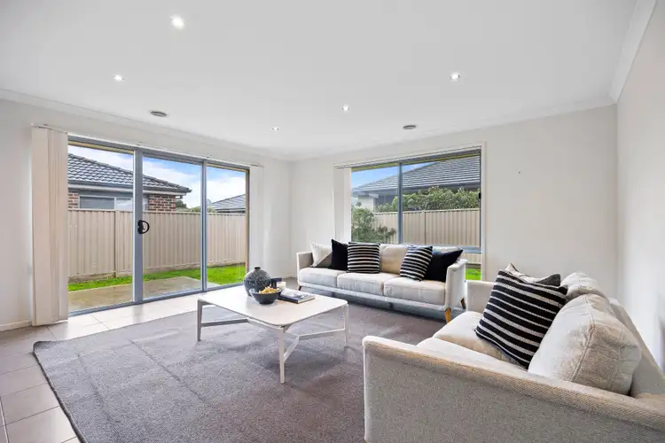 Sixth view of Homely house listing, 15 Echo Place, Alfredton VIC 3350