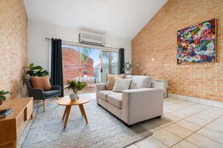 Main view of Homely house listing, 1/542 Kotthoff Street, Lavington NSW 2641
