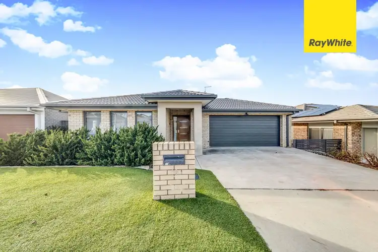 16 Villaret Street, Harrison ACT 2914