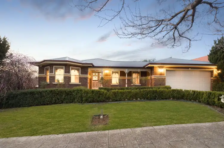 12 Correll Way, Roxburgh Park VIC 3064