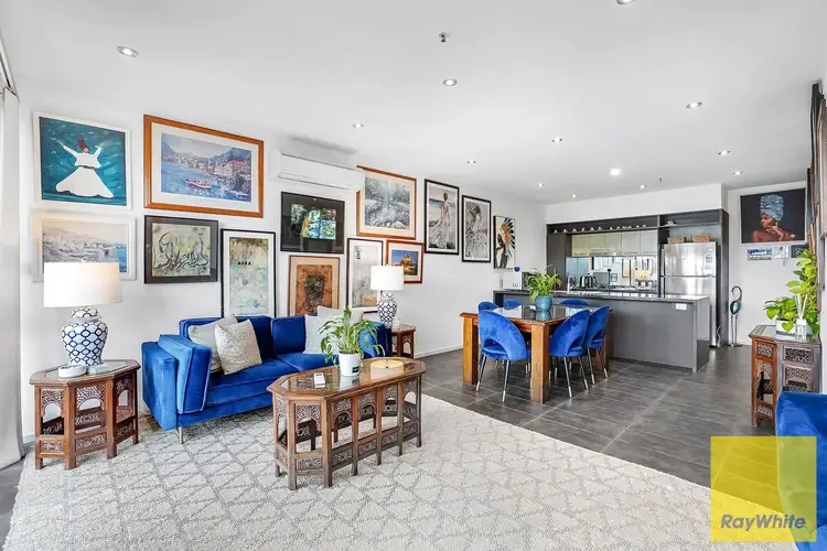 7/11 Monckton Place, Caroline Springs VIC 3023