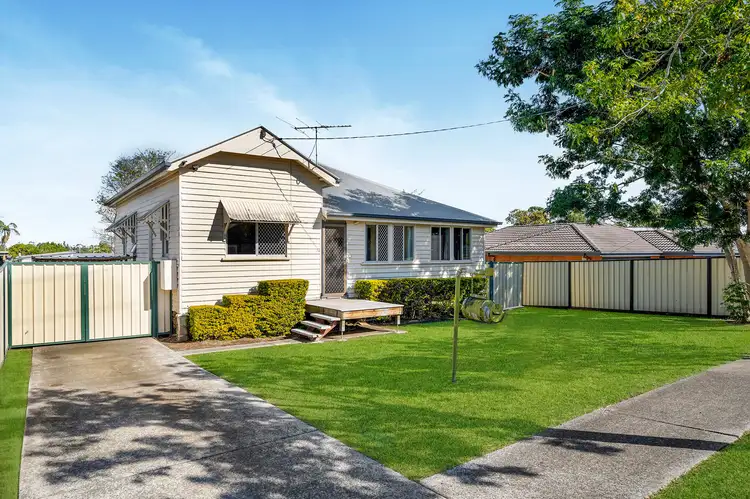 Second view of Homely house listing, 10 Muller Road, Woodridge QLD 4114