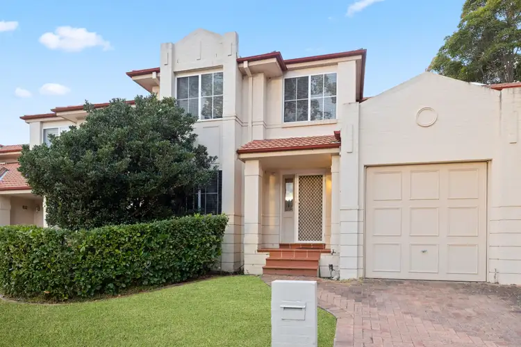 18 Oakwood Way, Menai NSW 2234