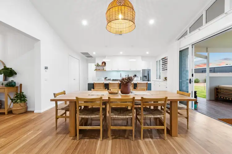 Fifth view of Homely house listing, 2 Marci Court, Nichols Point VIC 3501