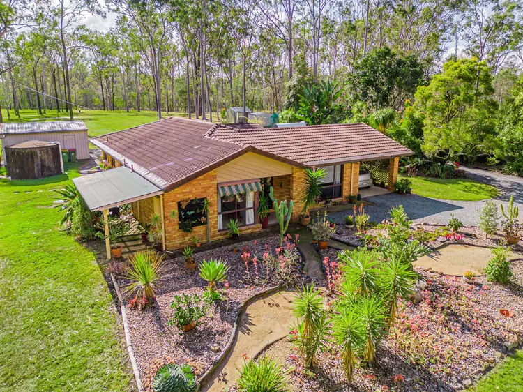 8 Perry Road