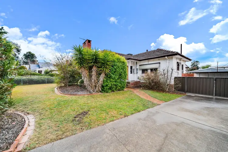 10 Syme Crescent, O'connor ACT 2602