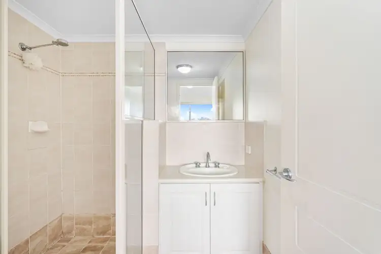 Sixth view of Homely house listing, 15/1 Lakes Crescent, South Yunderup WA 6208