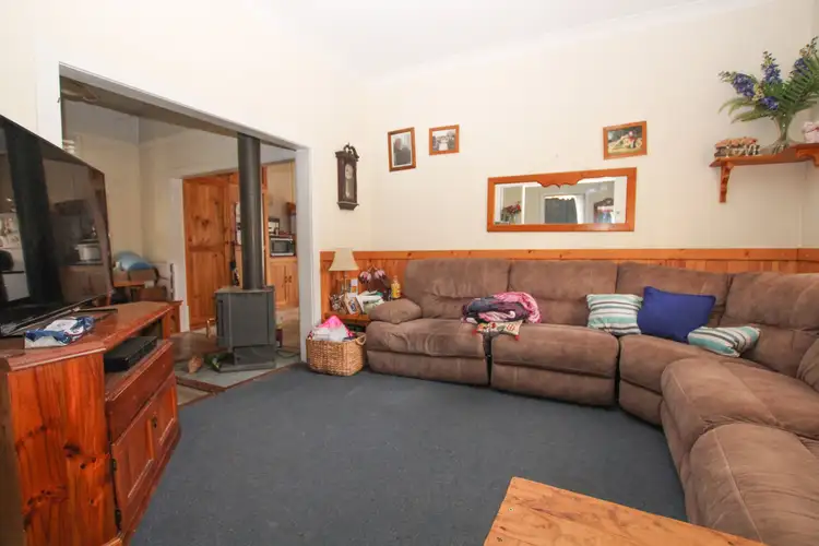 Fifth view of Homely house listing, 25 Court Street, Boorowa NSW 2586