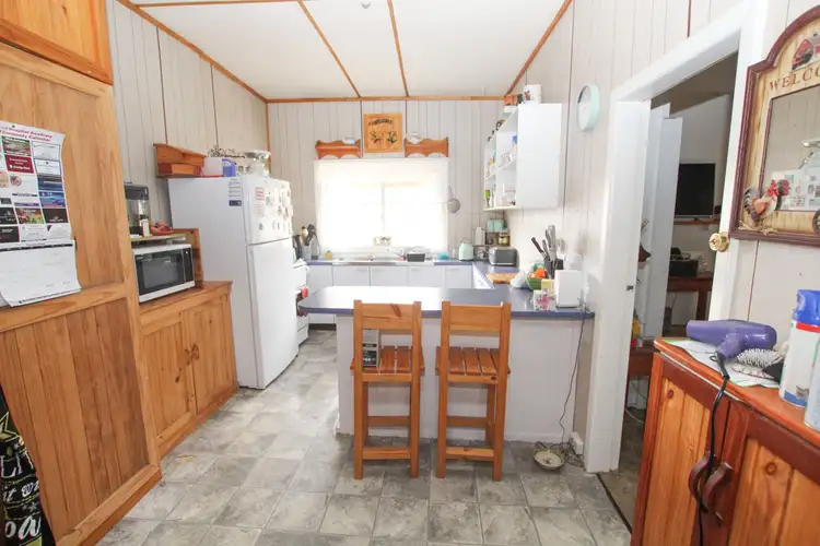 Seventh view of Homely house listing, 25 Court Street, Boorowa NSW 2586