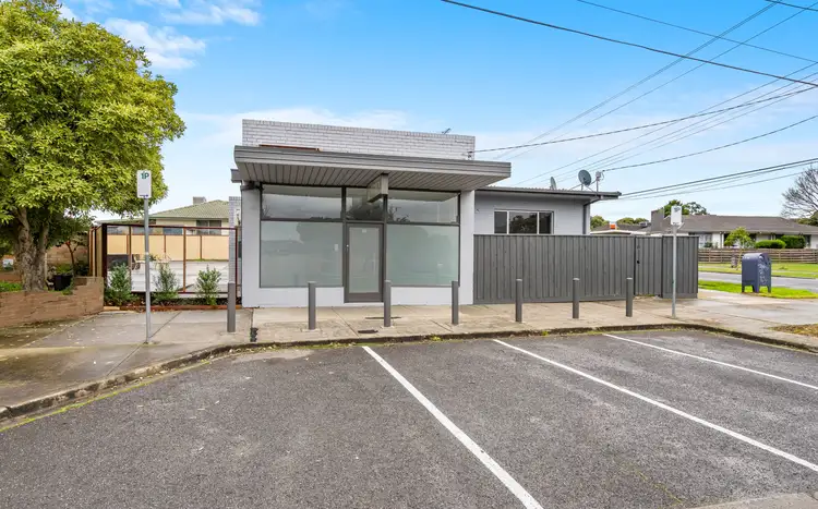 Main view of Homely house listing, 19 Maple Grove, Bundoora VIC 3083