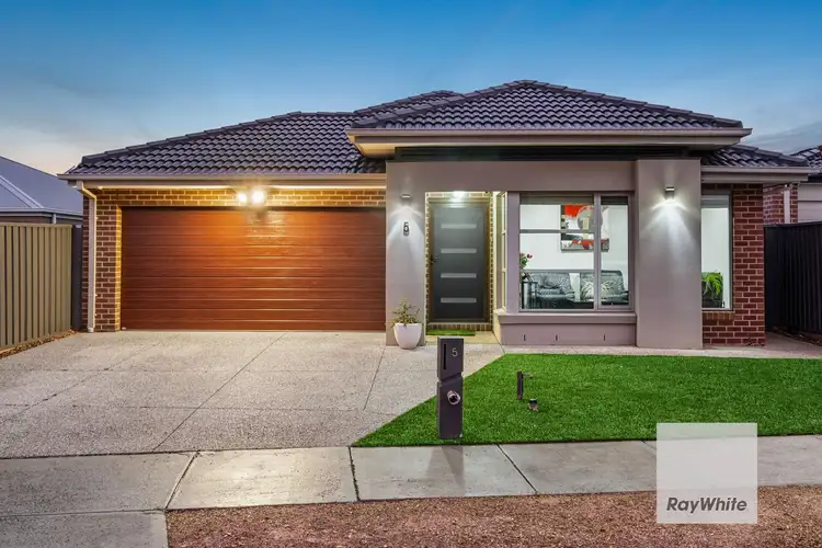 5 Voyager Drive, Fraser Rise VIC 3336