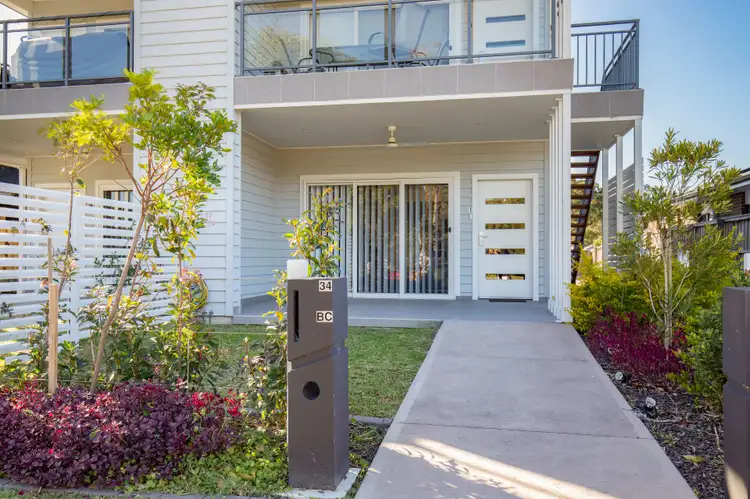 Main view of Homely unit listing, 1/34 Kurraka Drive, Fletcher NSW 2287