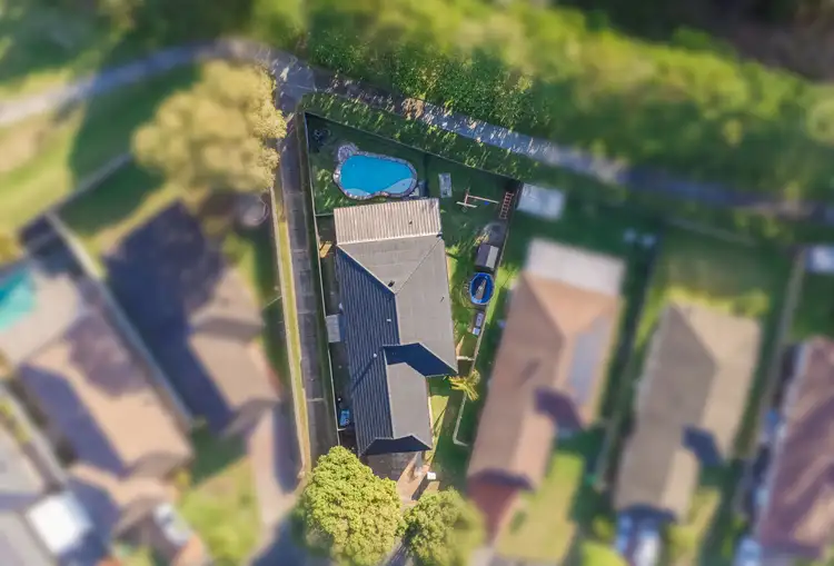 71 Oakdale Avenue, Nerang QLD 4211