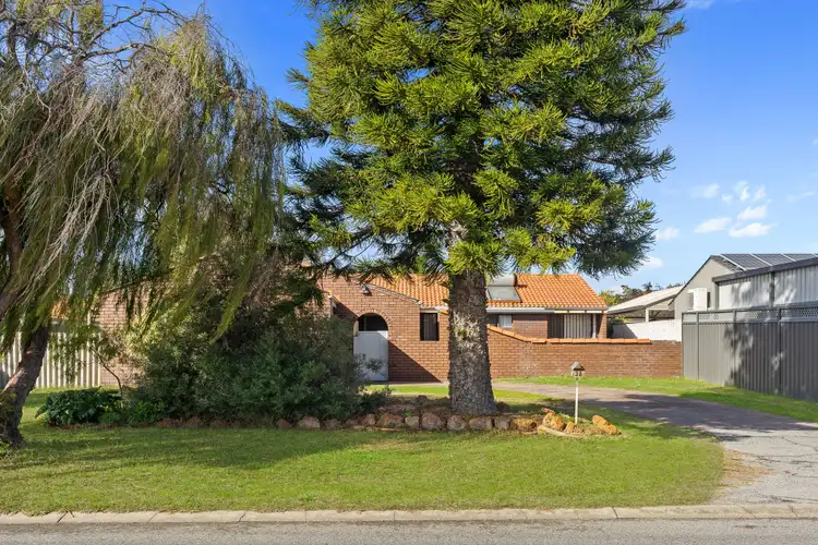 36 Cambridge Crescent, Cooloongup WA 6168