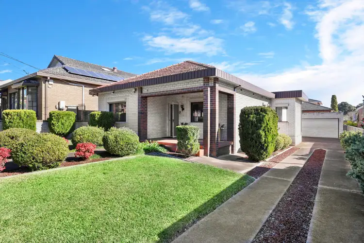 11 Collingwood Avenue, Earlwood NSW 2206