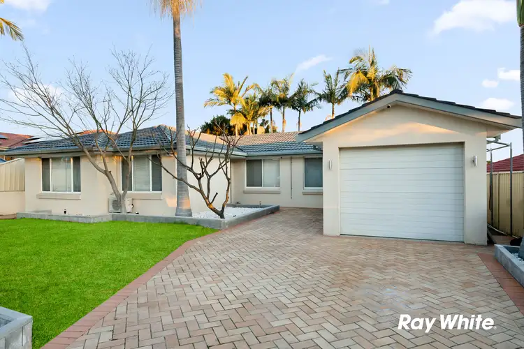 6 Briggs Place, Doonside NSW 2767
