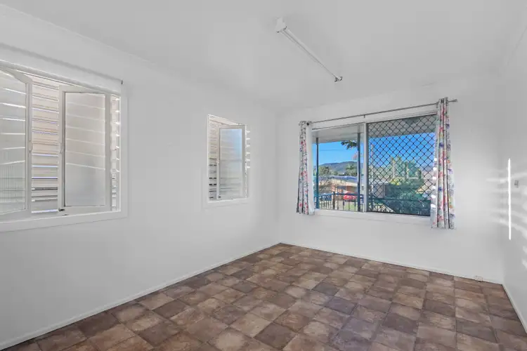 Fifth view of Homely house listing, 19 Kerr Street, Park Avenue QLD 4701