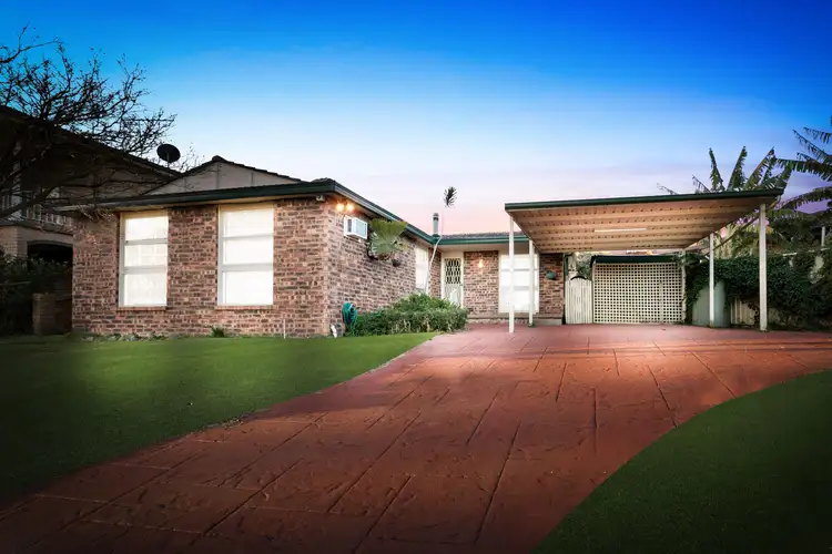 40 Warrimoo Drive, Quakers Hill NSW 2763