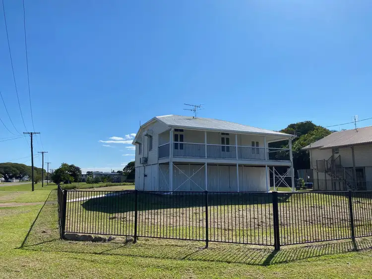 19 Dutton Street, Ingham QLD 4850