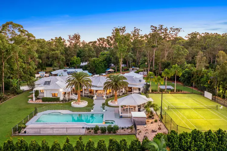 10 Kirby Court, Tanawha QLD 4556
