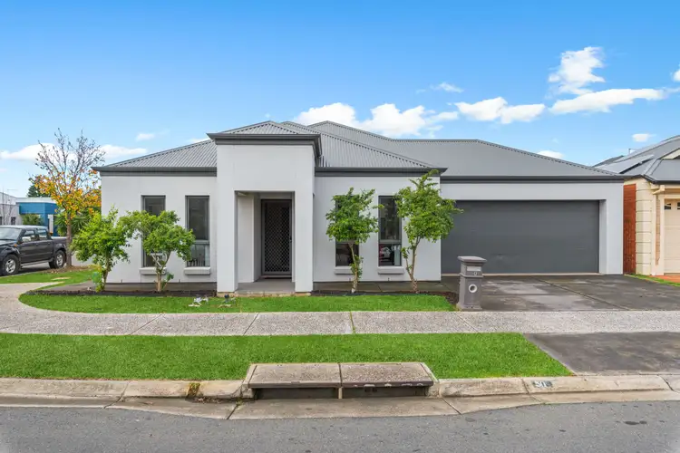 50 Lord Howe Crescent, Mawson Lakes SA 5095