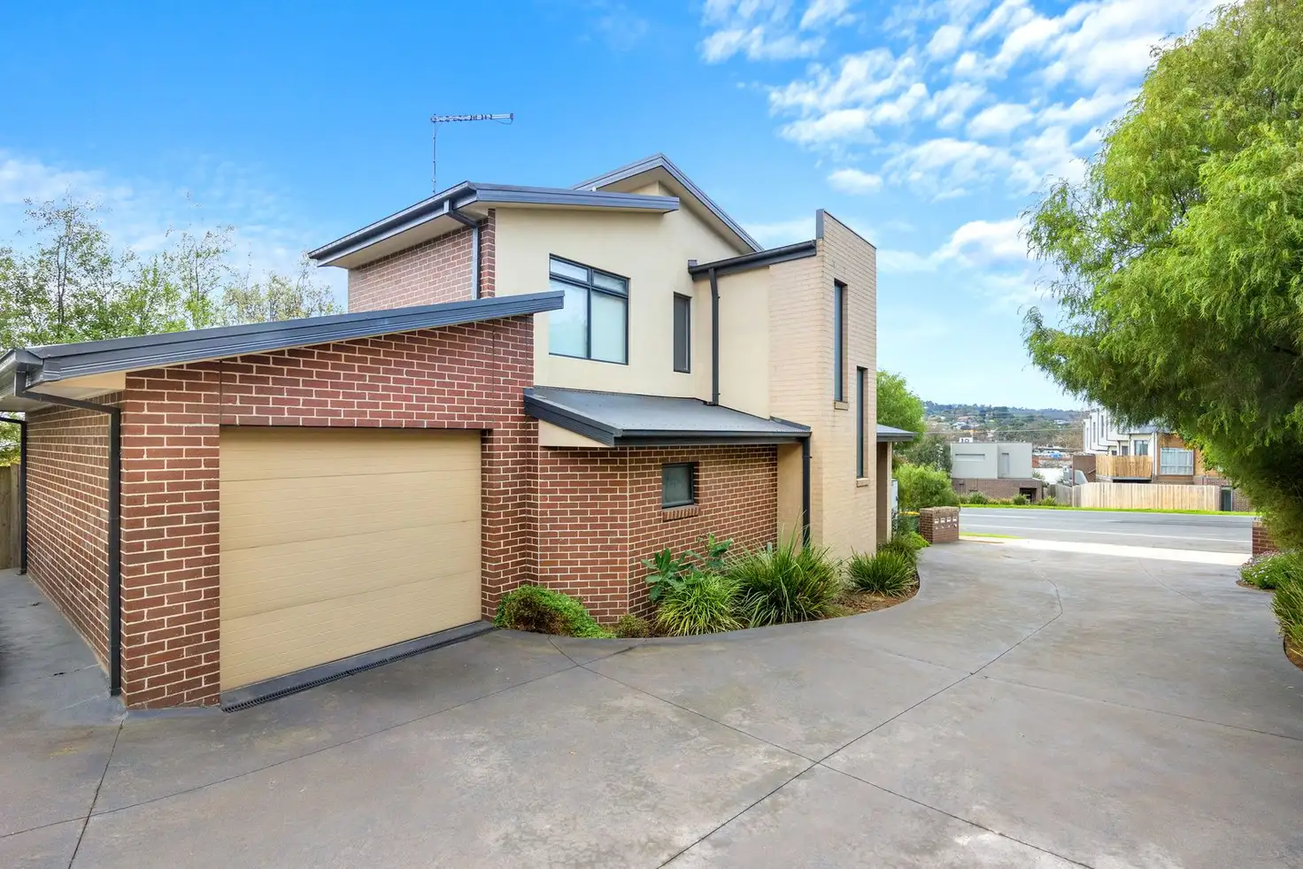 Main view of Homely townhouse listing, Unit 8, 11 Maroondah Highway, Lilydale VIC 3140
