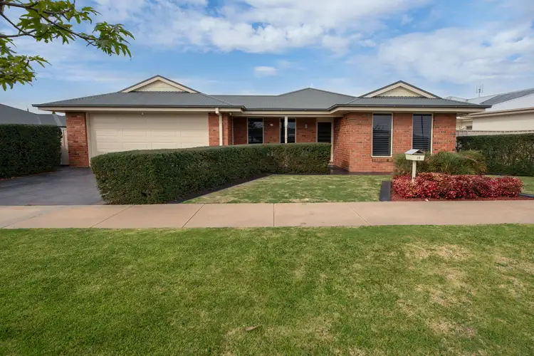 15 Boree Drive, Swan Hill VIC 3585
