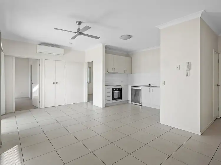 Fifth view of Homely house listing, 2/92 Battersby Street, Zillmere QLD 4034