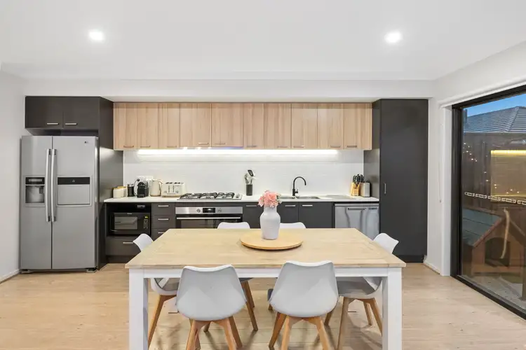 Sixth view of Homely townhouse listing, 28 Dawley Circuit, Werribee VIC 3030