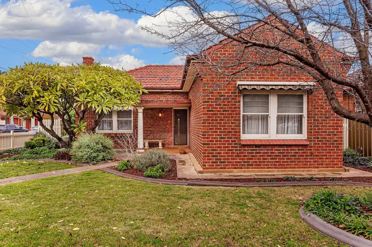 33 Glenhuntley Street, Woodville South SA 5011