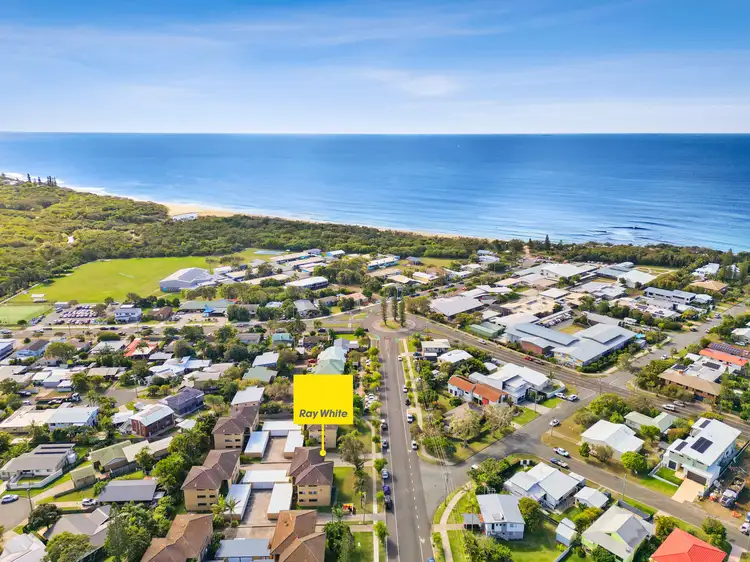 Unit 8/8 Coonowrin Street, Battery Hill QLD 4551