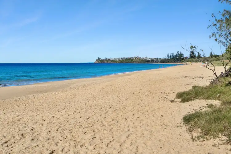 Seventh view of Homely unit listing, Unit 8/8 Coonowrin Street, Battery Hill QLD 4551