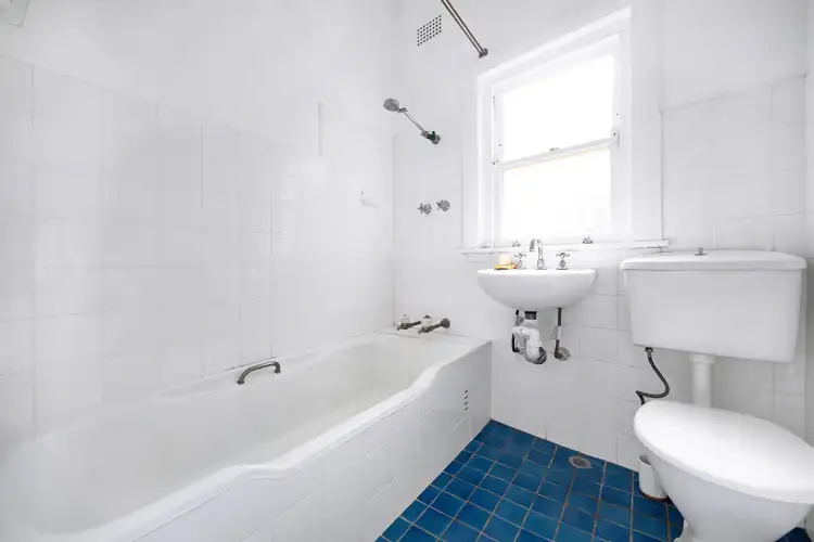 Sixth view of Homely apartment listing, 4/16 Shellcove Road, Kurraba Point NSW 2089