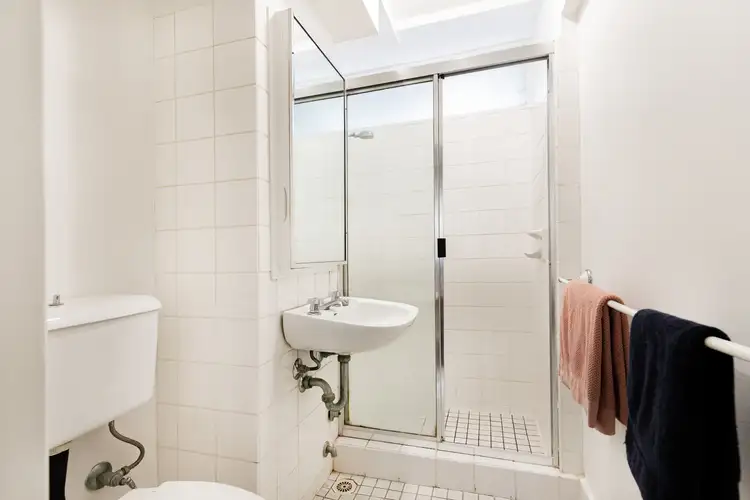 Sixth view of Homely studio listing, 16/68 Roslyn Gardens, Rushcutters Bay NSW 2011