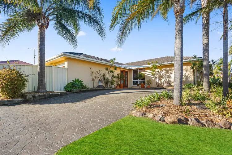 5 Stephens Street, Albion Park NSW 2527